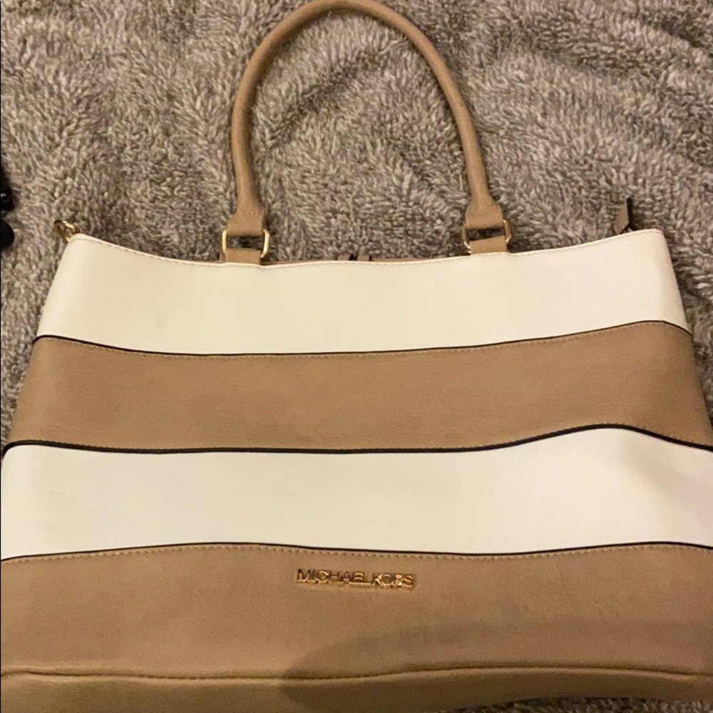 Michael kors tote
